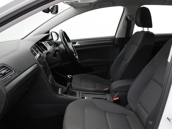 Used Volkswagen Golf 2018 for sale - 76157932: Photo 9
