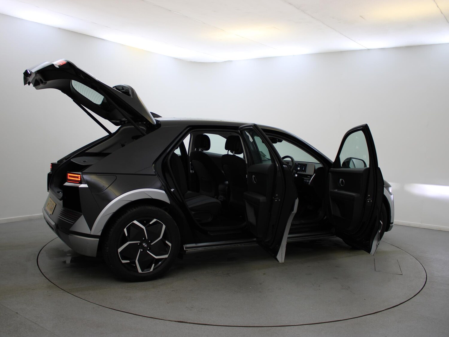 Used Hyundai IONIQ 5 2021 for sale - 76515853: Photo 44