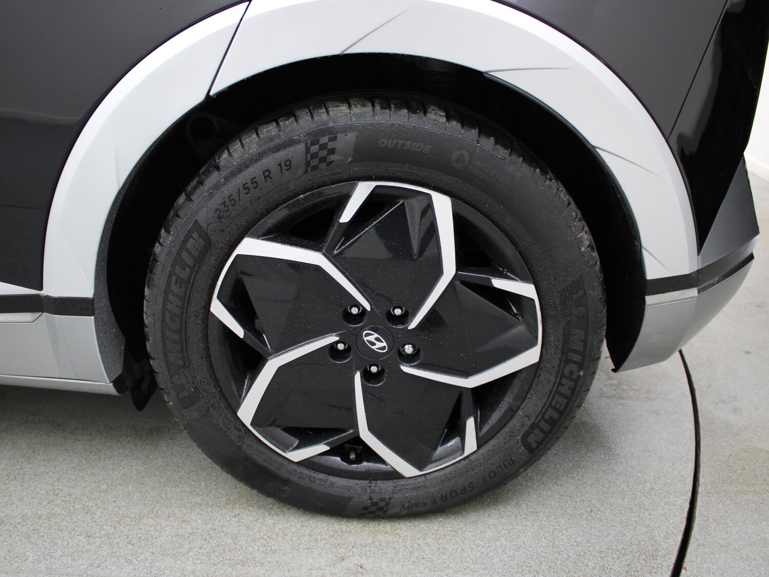 Used Hyundai IONIQ 5 2021 for sale - 76515853: Photo 48