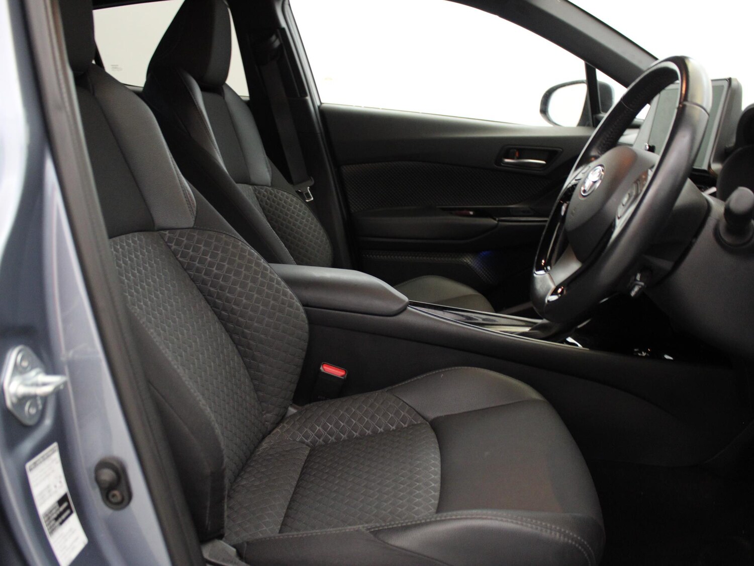 Used Toyota C-HR 2022 for sale - 76157979: Photo 9