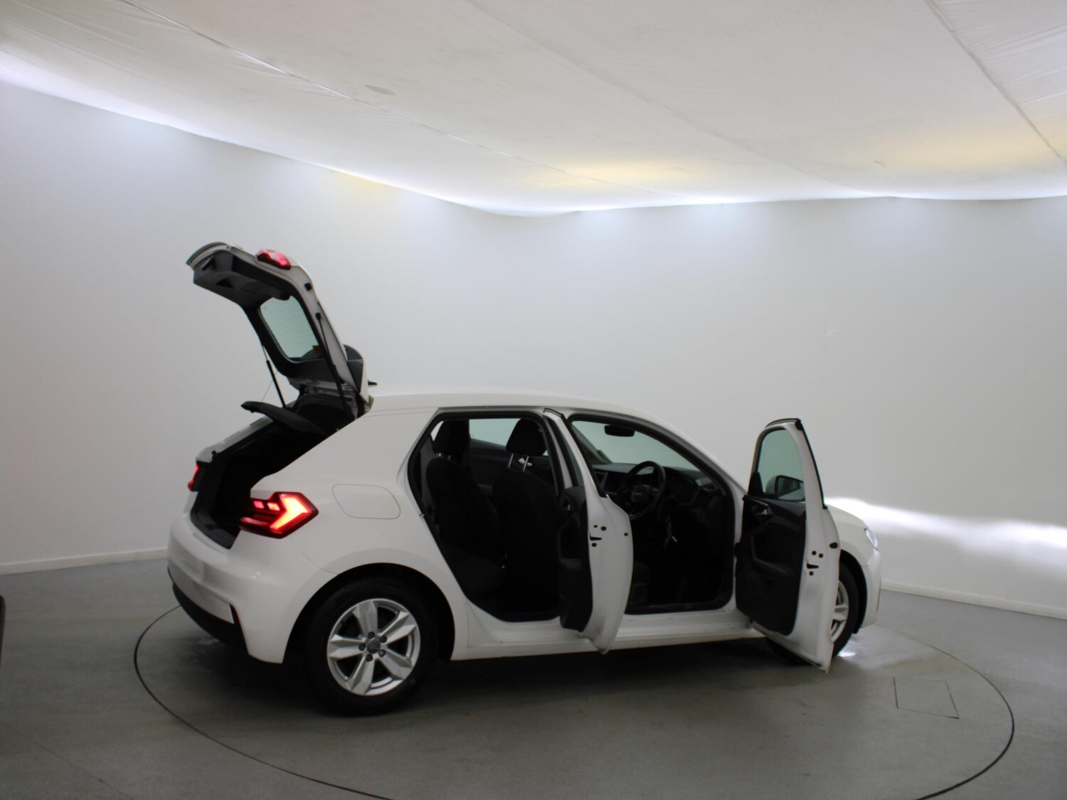 Used Audi A1 2019 for sale - 77158927: Photo 35