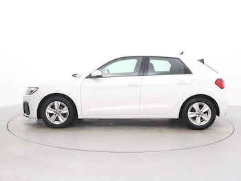 Used Audi A1 2019 for sale - 77158927: Photo