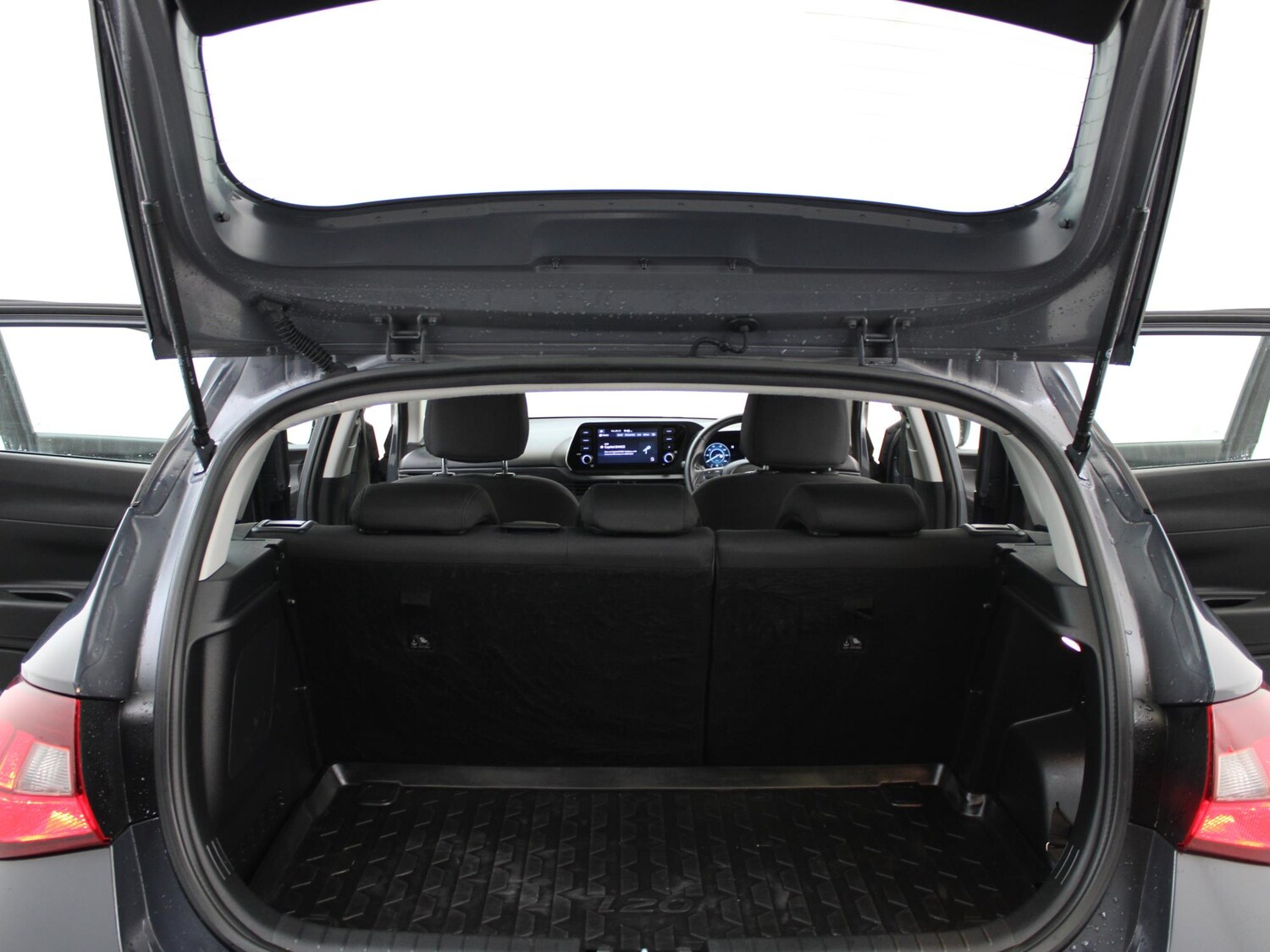 Used Hyundai i20 2021 for sale - 76553511: Photo 30