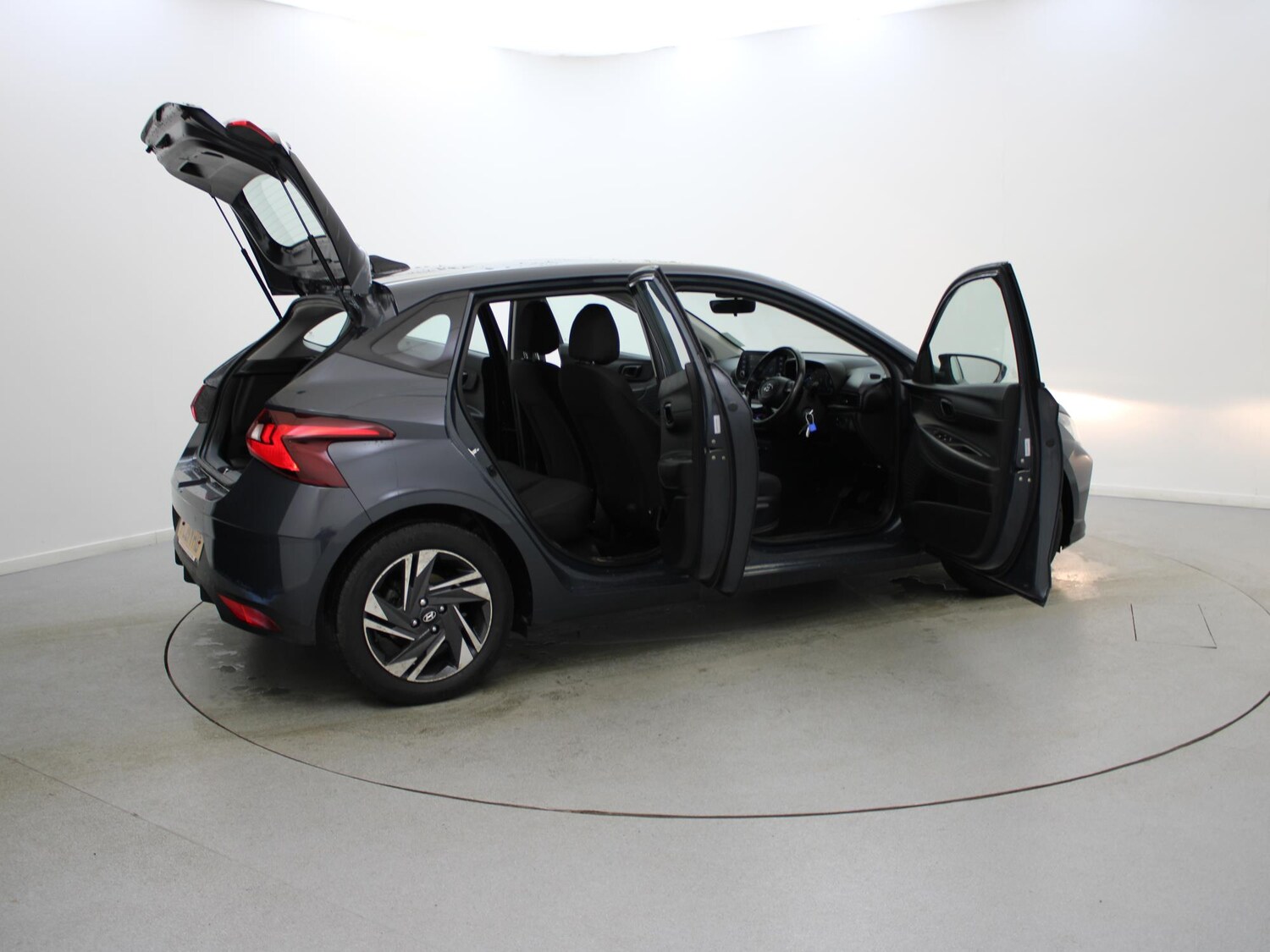 Used Hyundai i20 2021 for sale - 76553511: Photo 31