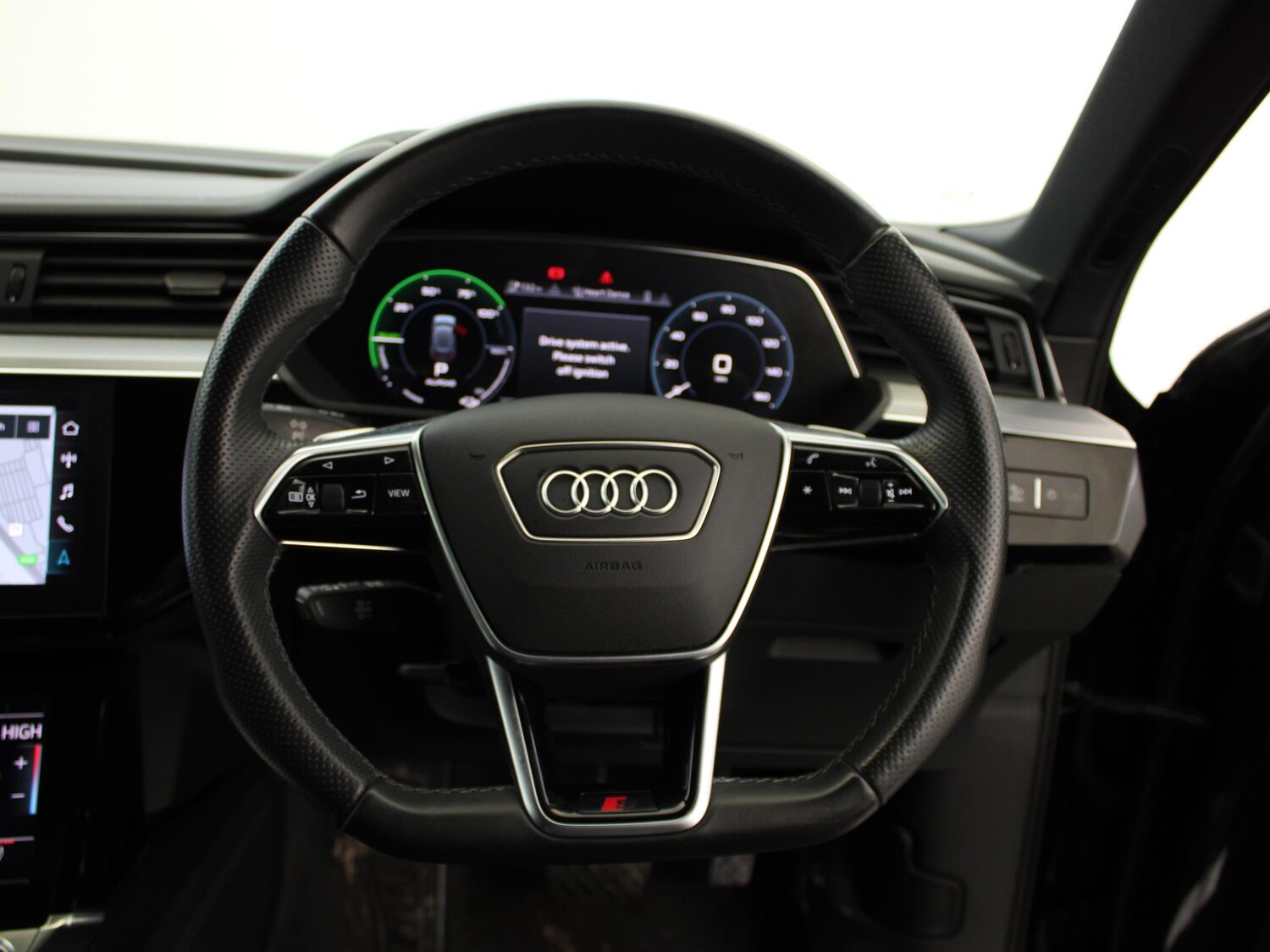Used Audi e-tron 2022 for sale - 77686987: Photo 32