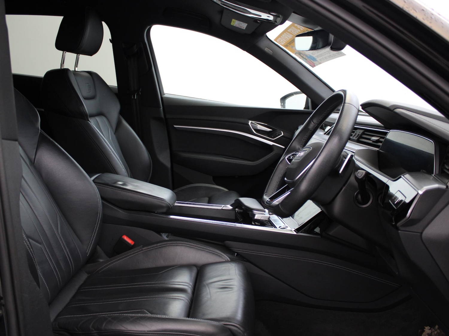 Used Audi e-tron 2022 for sale - 77686987: Photo 9