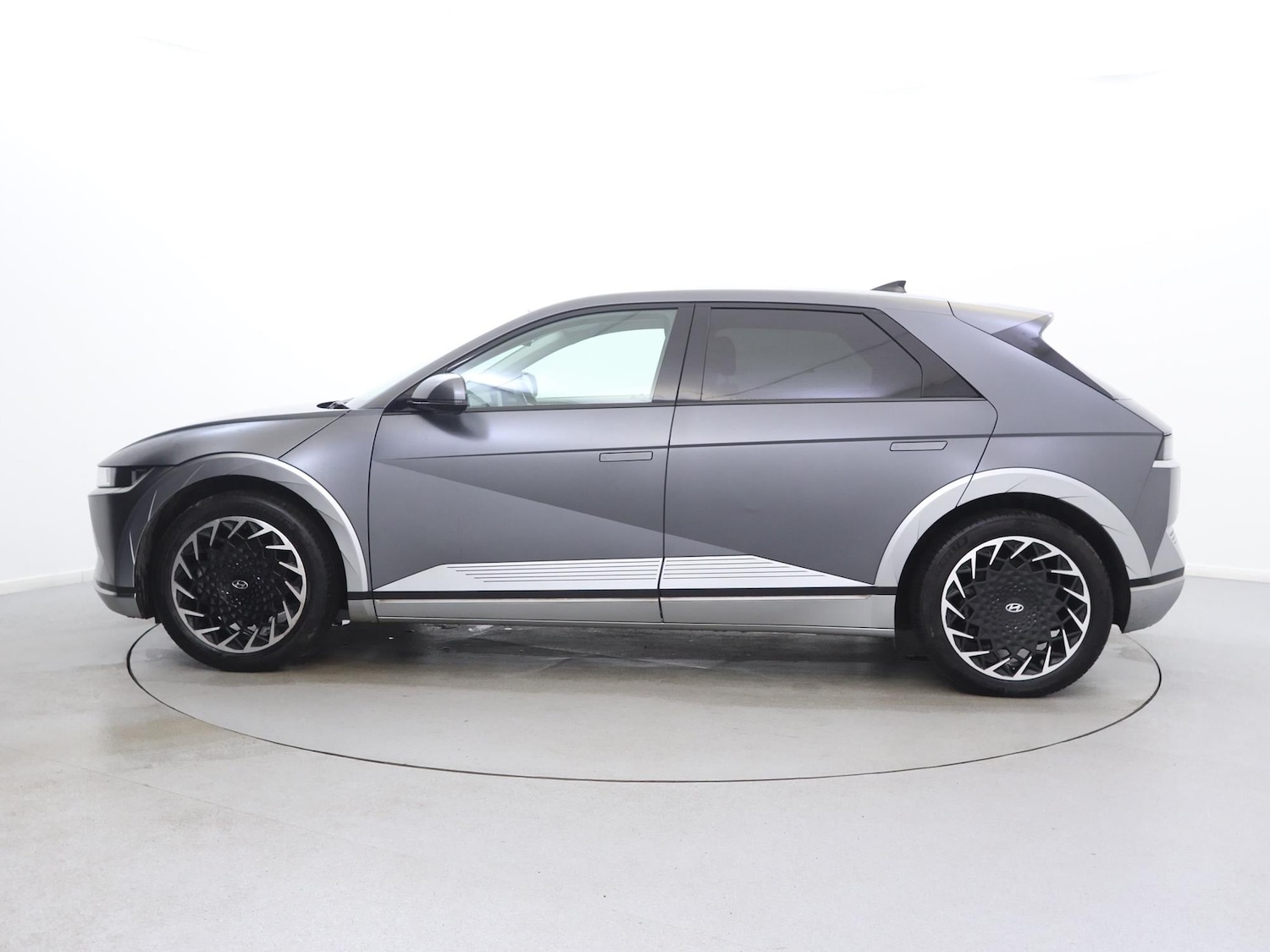 Used Hyundai IONIQ 5 2021 for sale - 77706979: Photo 4