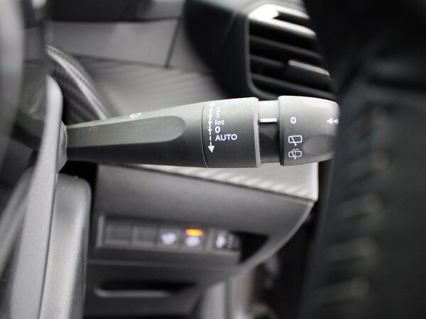 Used Peugeot 208 2022 for sale - 75536201: Photo 28