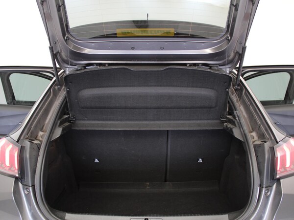 Used Peugeot 208 2022 for sale - 75536201: Photo 32