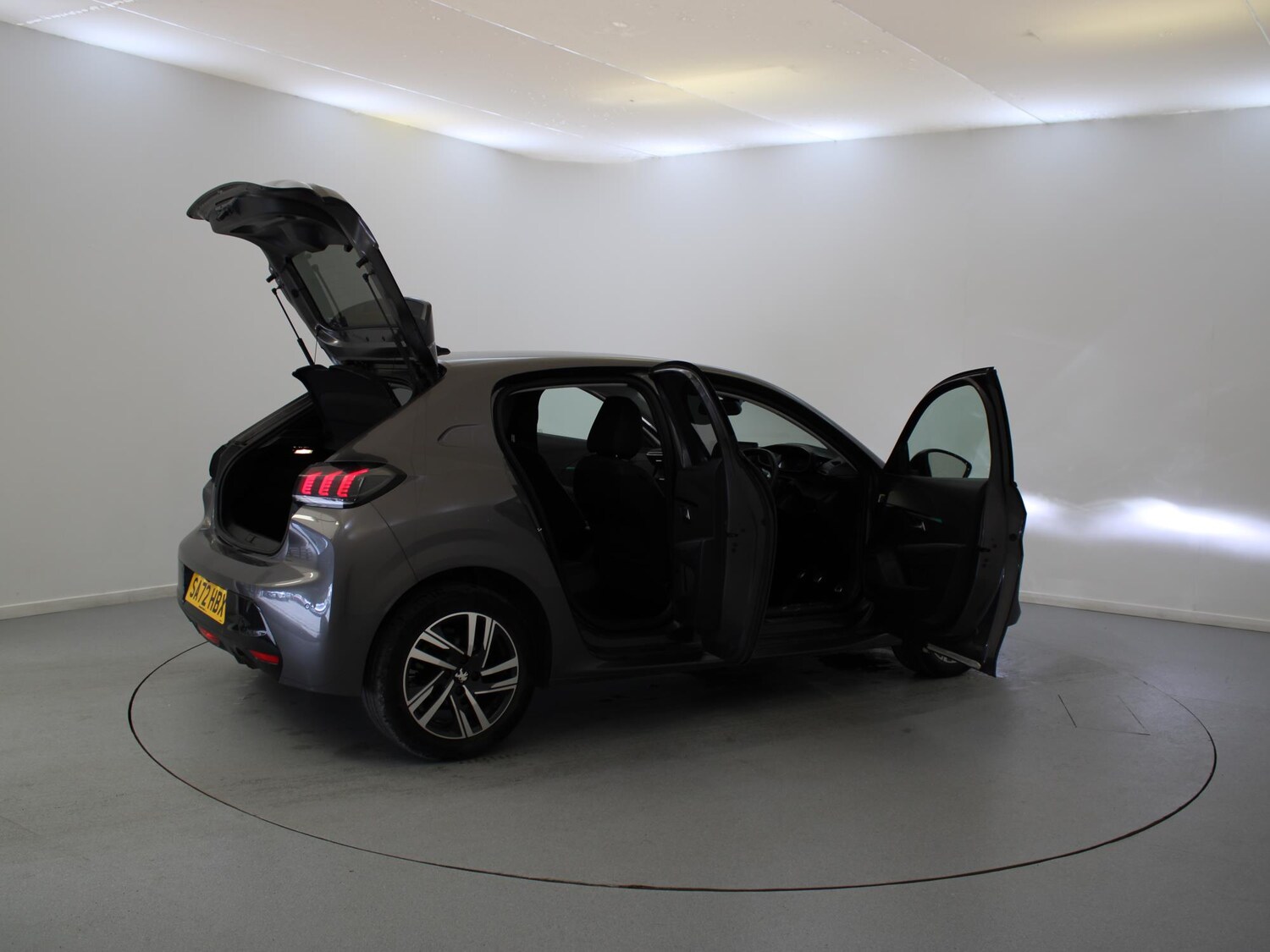 Vehicle 33