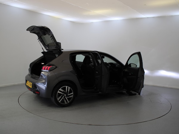 Used Peugeot 208 2022 for sale - 75536201: Photo 33