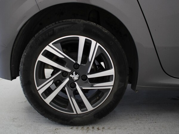 Used Peugeot 208 2022 for sale - 75536201: Photo 36