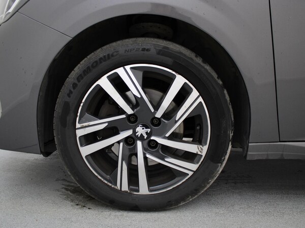 Used Peugeot 208 2022 for sale - 75536201: Photo 38