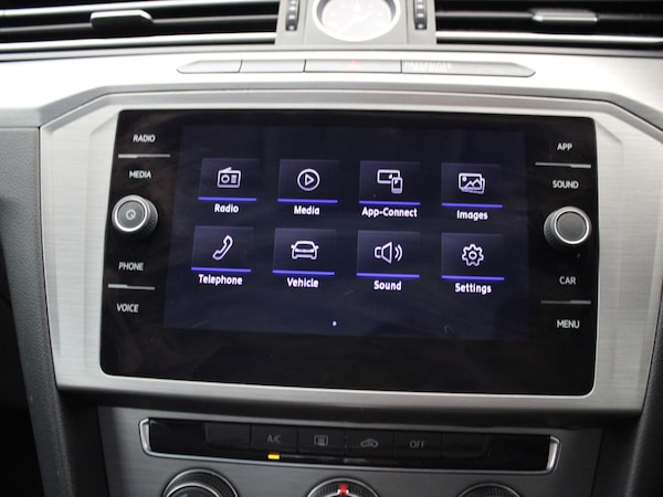 Used Volkswagen Passat 2019 for sale - 75627941: Photo 21
