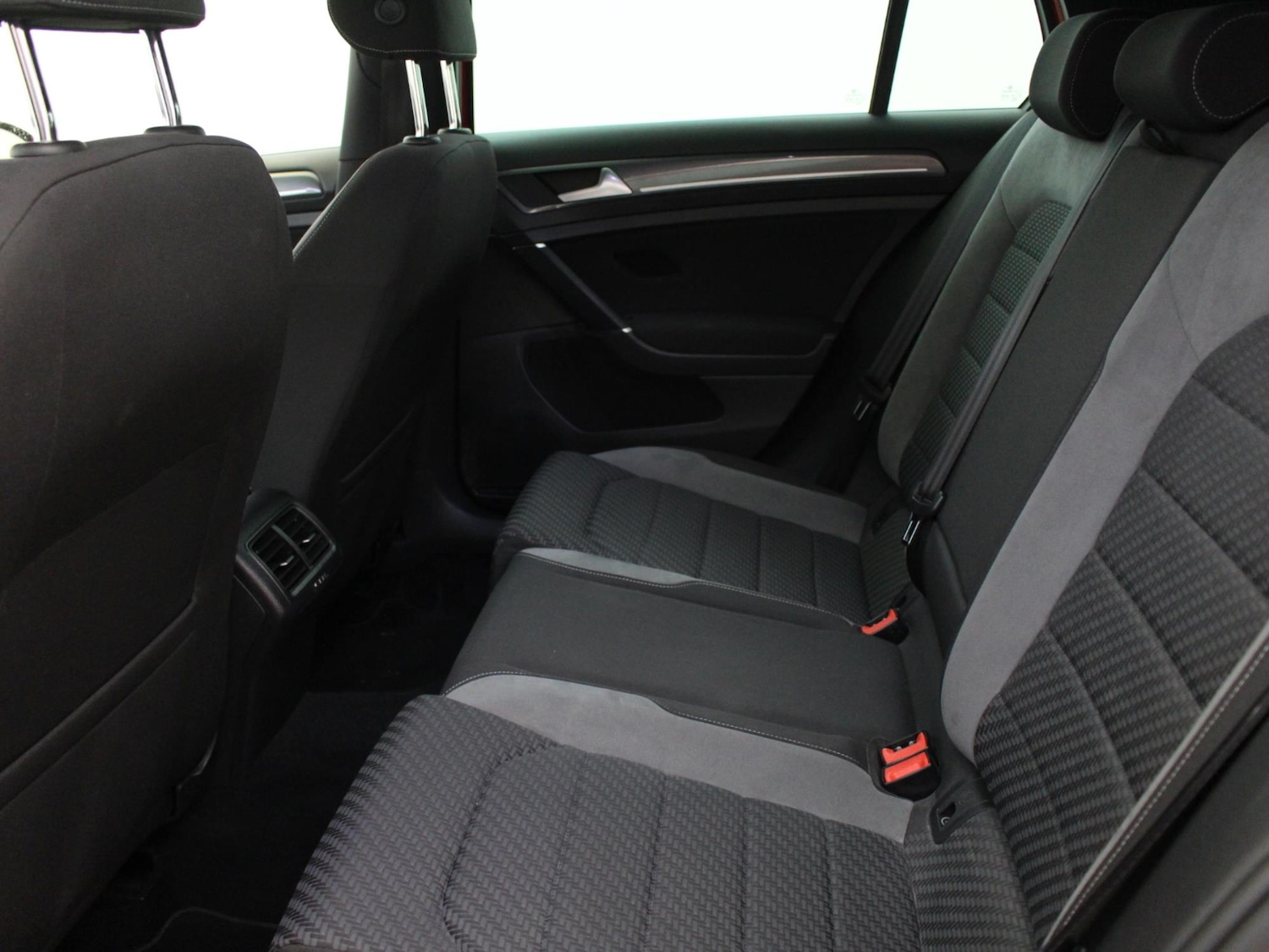 Used Volkswagen Golf 2019 for sale - 76594437: Photo 11