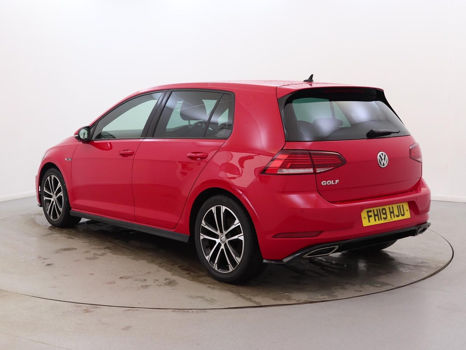 Used Volkswagen Golf 2019 for sale - 76594437: Photo 7