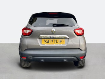 Used Renault Captur 2017 for sale - 76421468: Photo