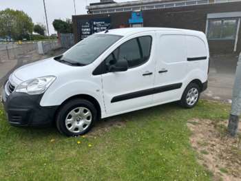 Used Peugeot Partner 2017 for sale - 74445823: Photo