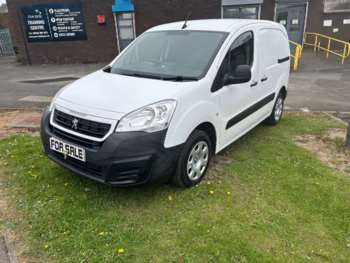 Used Peugeot Partner 2017 for sale - 74445823: Photo