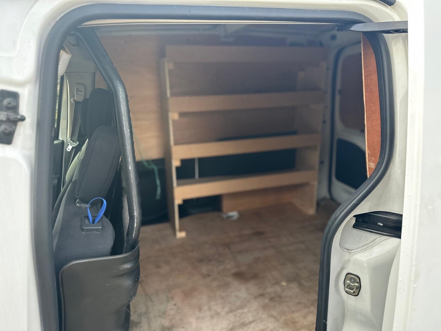 Used Peugeot Partner 2017 for sale - 76476734: Photo 10