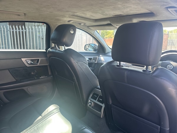 Used Jaguar XF 2010 for sale - 75511836: Photo 14
