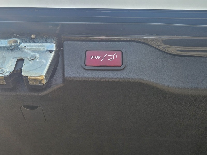 Vehicle 33