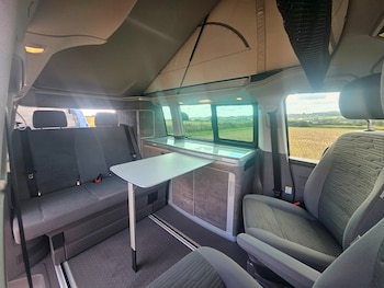 Used Volkswagen California 2024 for sale - 75856993: Photo
