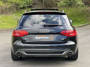 Used Audi A4 2010 for sale - 76436251: Photo