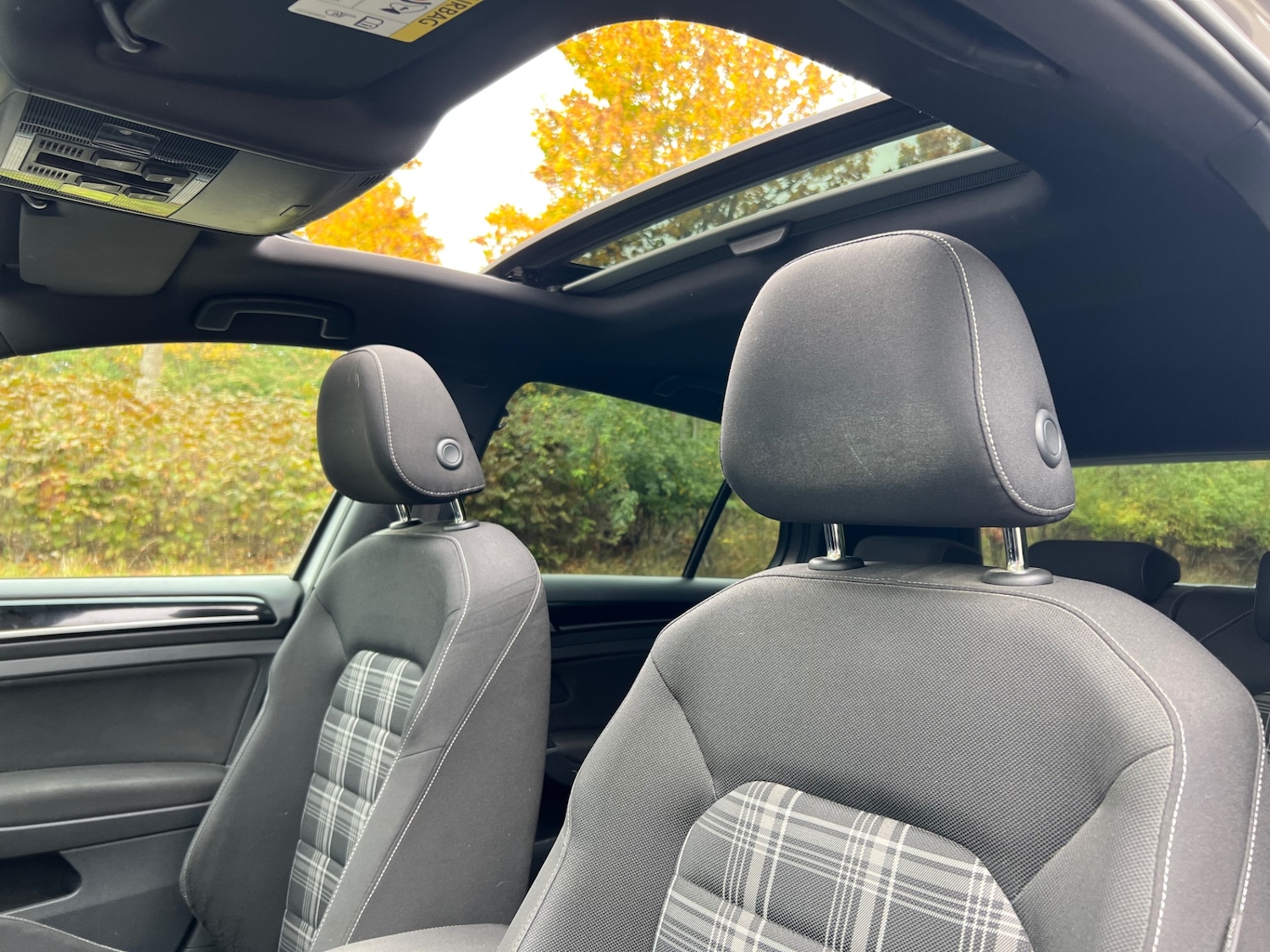 Used Volkswagen Golf 2016 for sale - 76206160: Photo 4