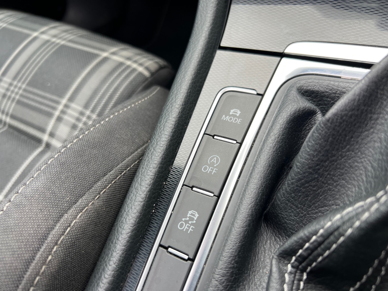 Used Volkswagen Golf 2016 for sale - 76206160: Photo 9