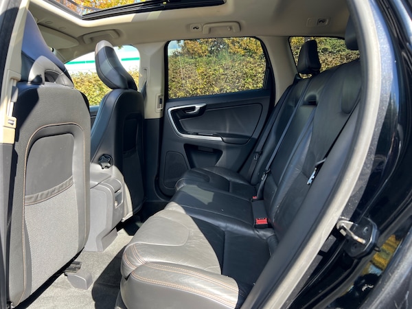 Used Volvo XC60 2012 for sale - 76046126: Photo 3