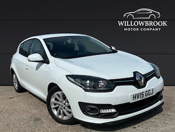 Used Renault Megane 2015 for sale - 79504331: Photo