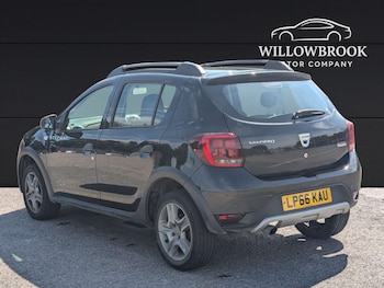 Used Dacia Sandero Stepway 2017 for sale - 79537912: Photo