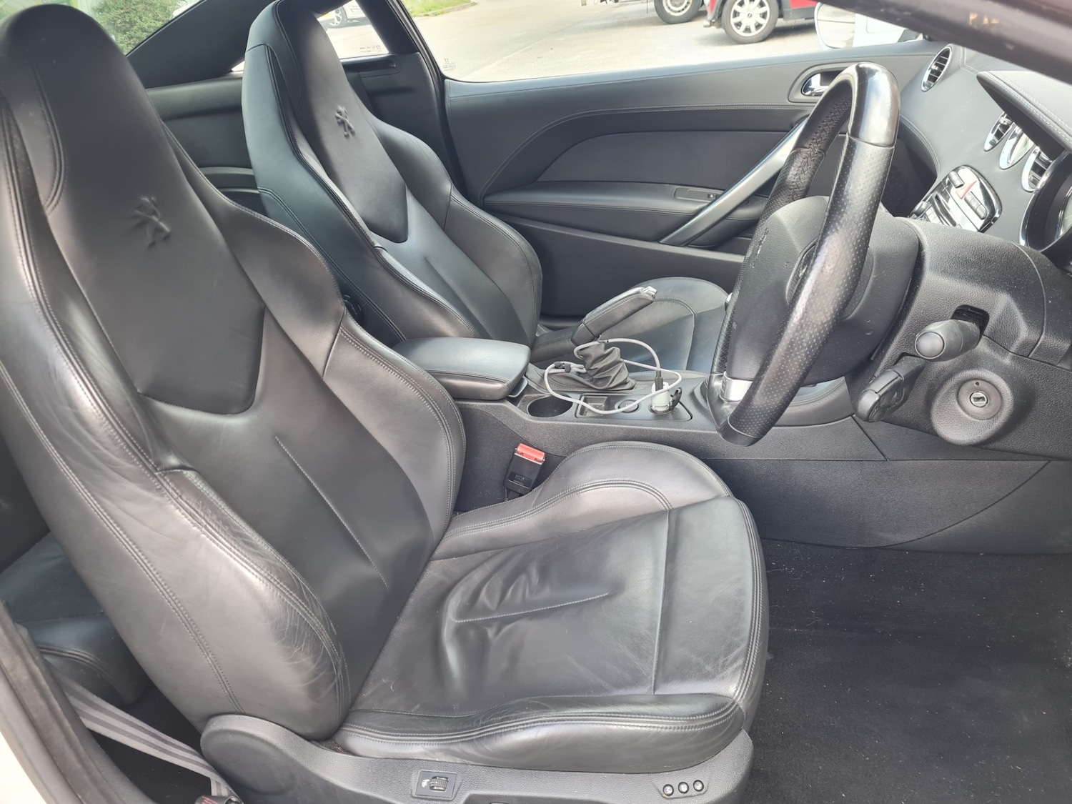 Used Peugeot RCZ 2011 for sale - 77998420: Photo 10