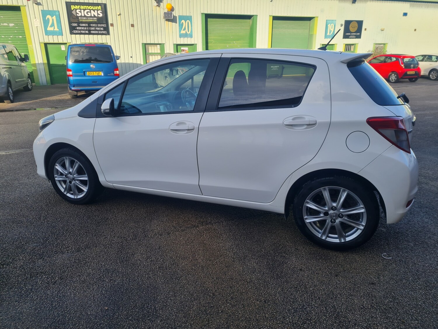 Used Toyota Yaris 2012 for sale - 76602752: Photo 10