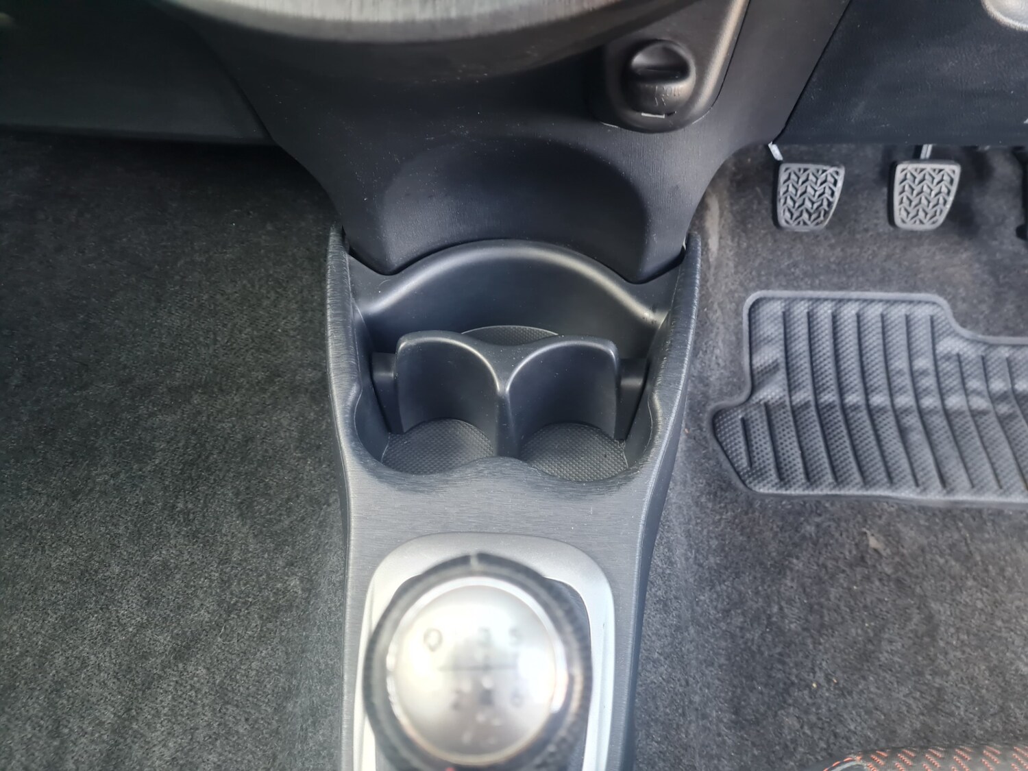 Used Toyota Yaris 2012 for sale - 76602752: Photo 28