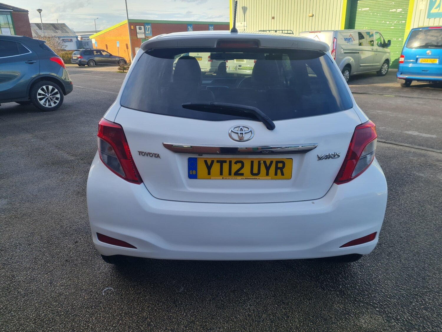 Used Toyota Yaris 2012 for sale - 76602752: Photo 7