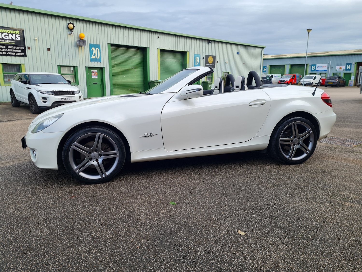 Used Mercedes-Benz SLK 2009 for sale - 75996675: Photo 16