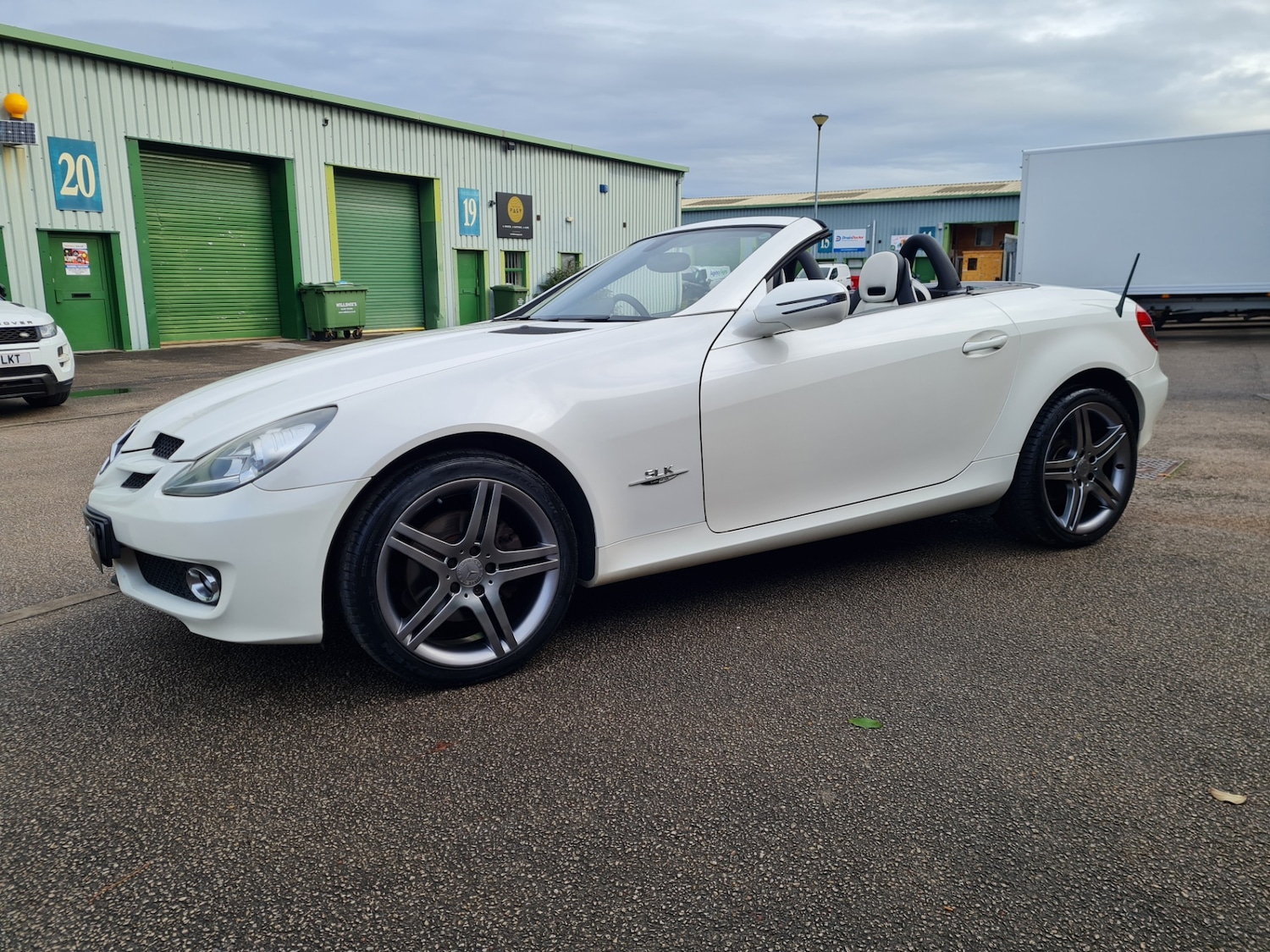 Used Mercedes-Benz SLK 2009 for sale - 75996675: Photo 17