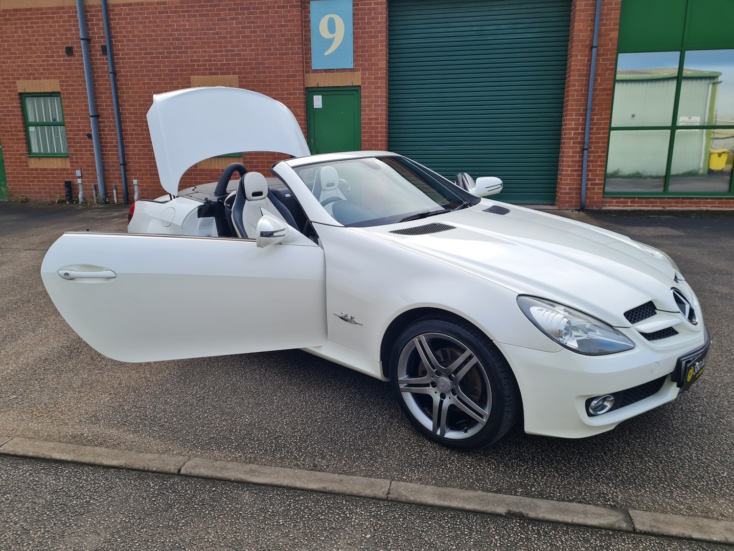 Used Mercedes-Benz SLK 2009 for sale - 75996675: Photo 29