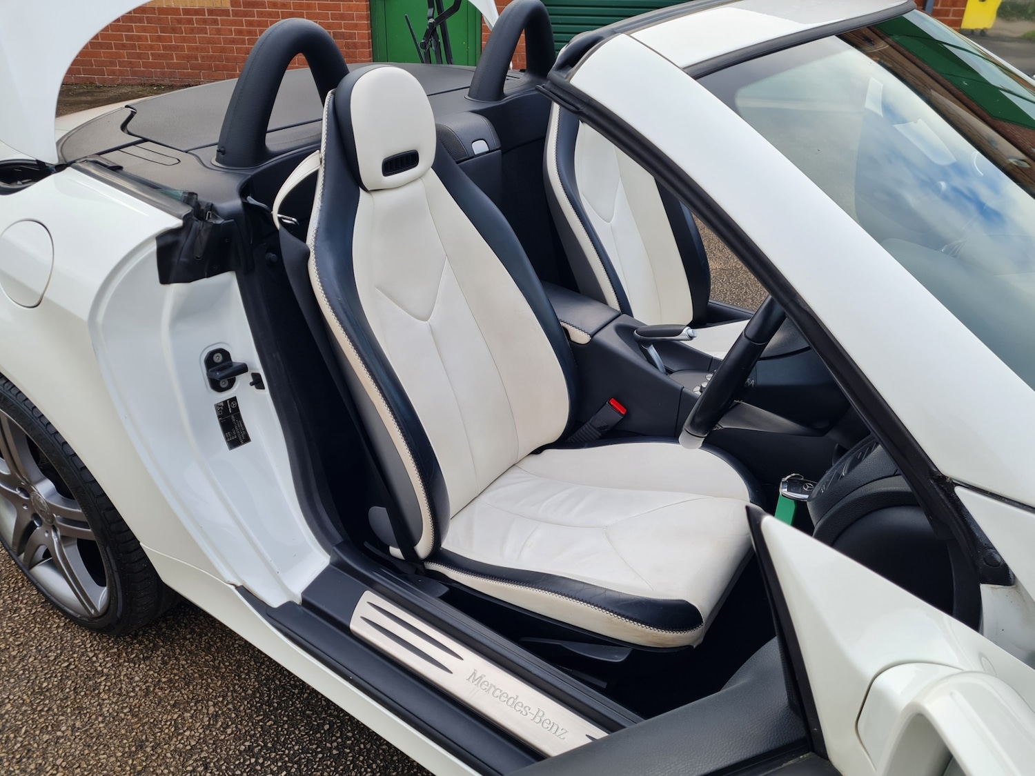 Used Mercedes-Benz SLK 2009 for sale - 75996675: Photo 37