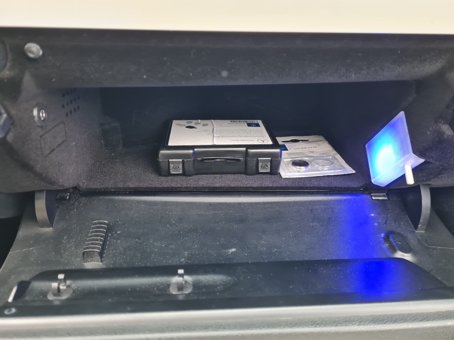 Used Mercedes-Benz SLK 2009 for sale - 75996675: Photo 50