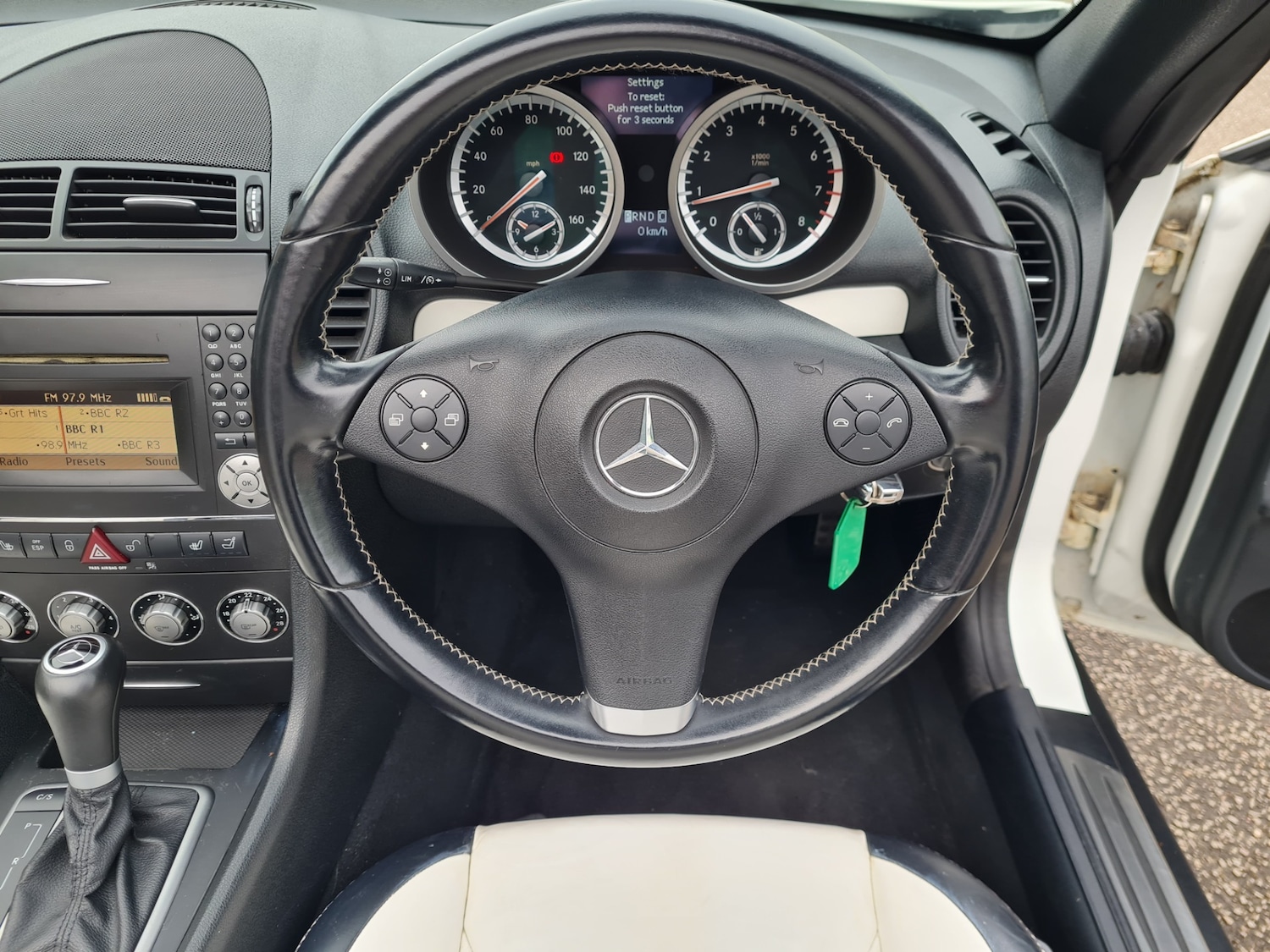 Used Mercedes-Benz SLK 2009 for sale - 75996675: Photo 56
