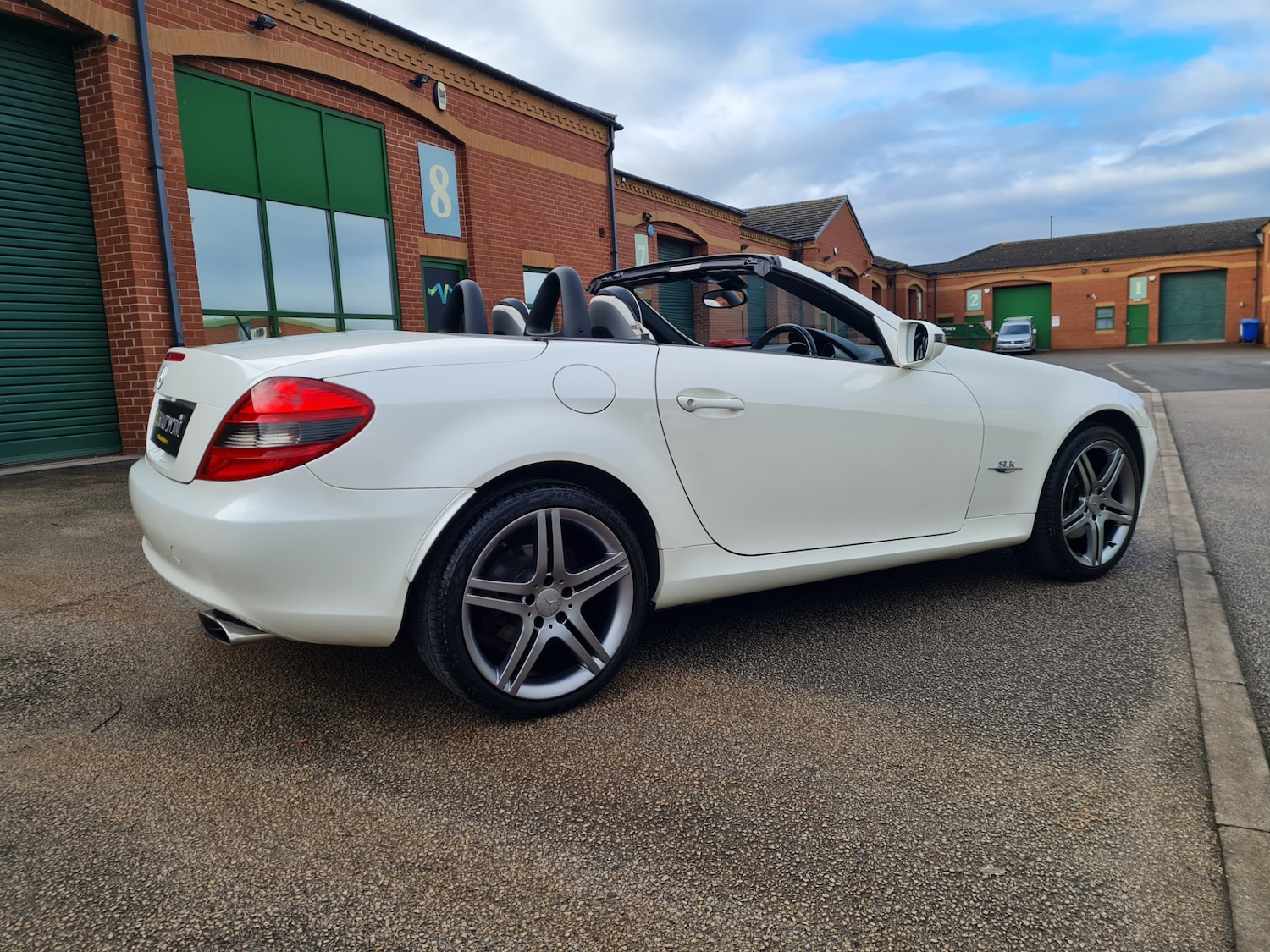Used Mercedes-Benz SLK 2009 for sale - 75996675: Photo 6