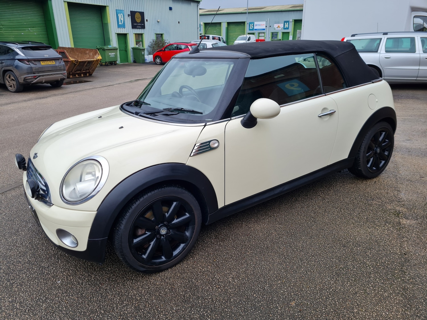 Used MINI Convertible 2010 for sale - 77272408: Photo 44