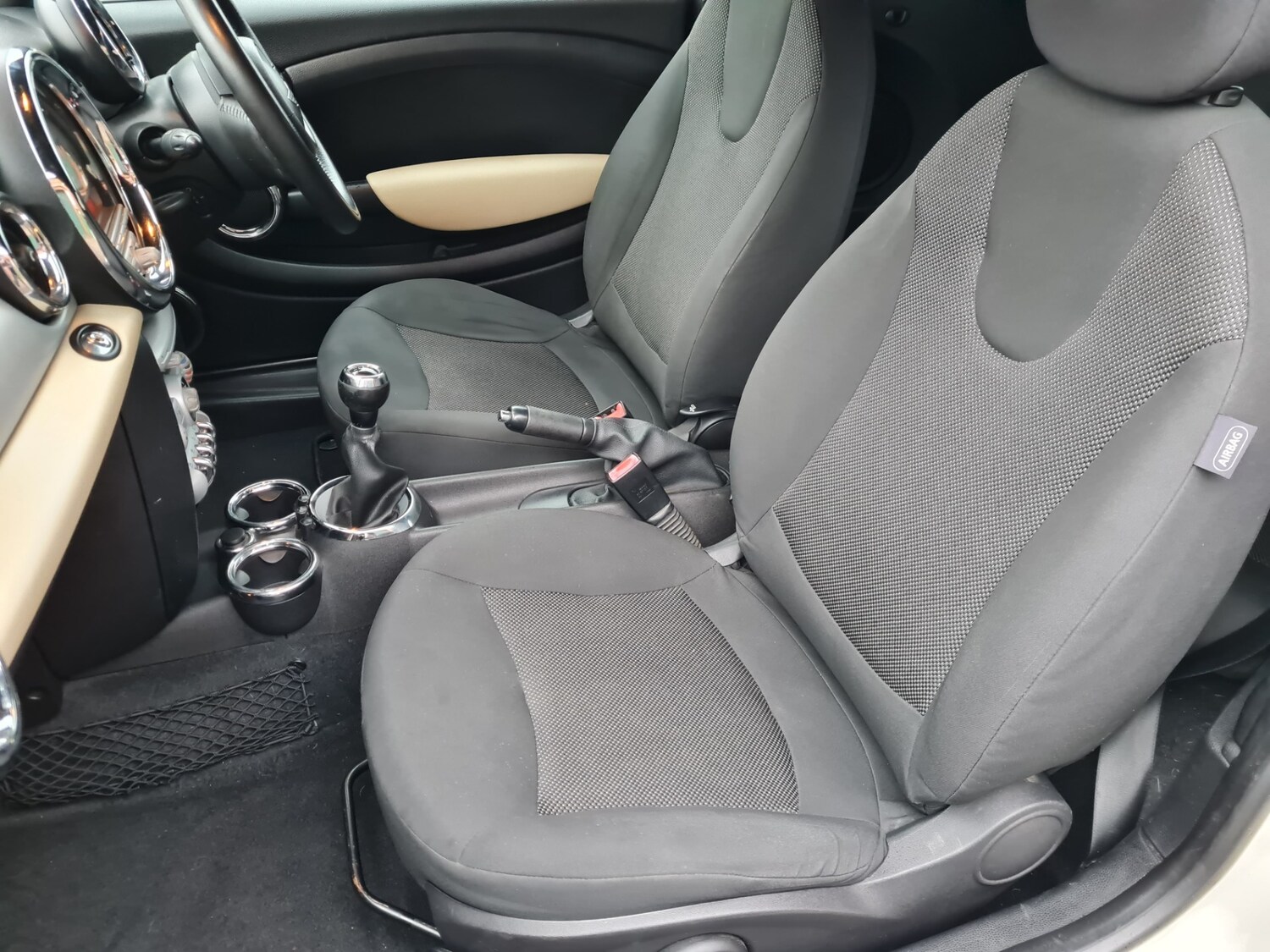 Used MINI Convertible 2010 for sale - 77272408: Photo 47