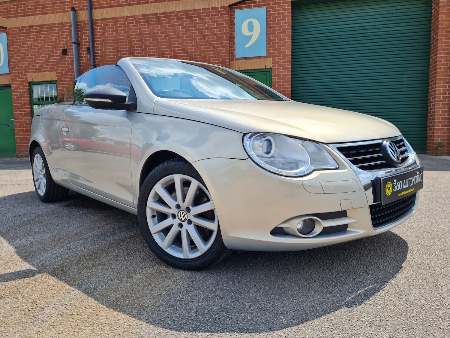 Used Volkswagen EOS 2009 for sale - 76707583: Photo 1