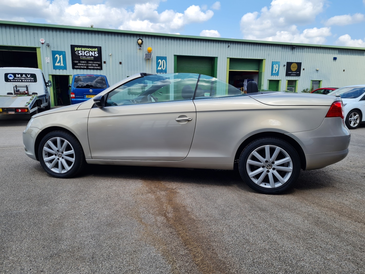 Used Volkswagen EOS 2009 for sale - 76707583: Photo 11