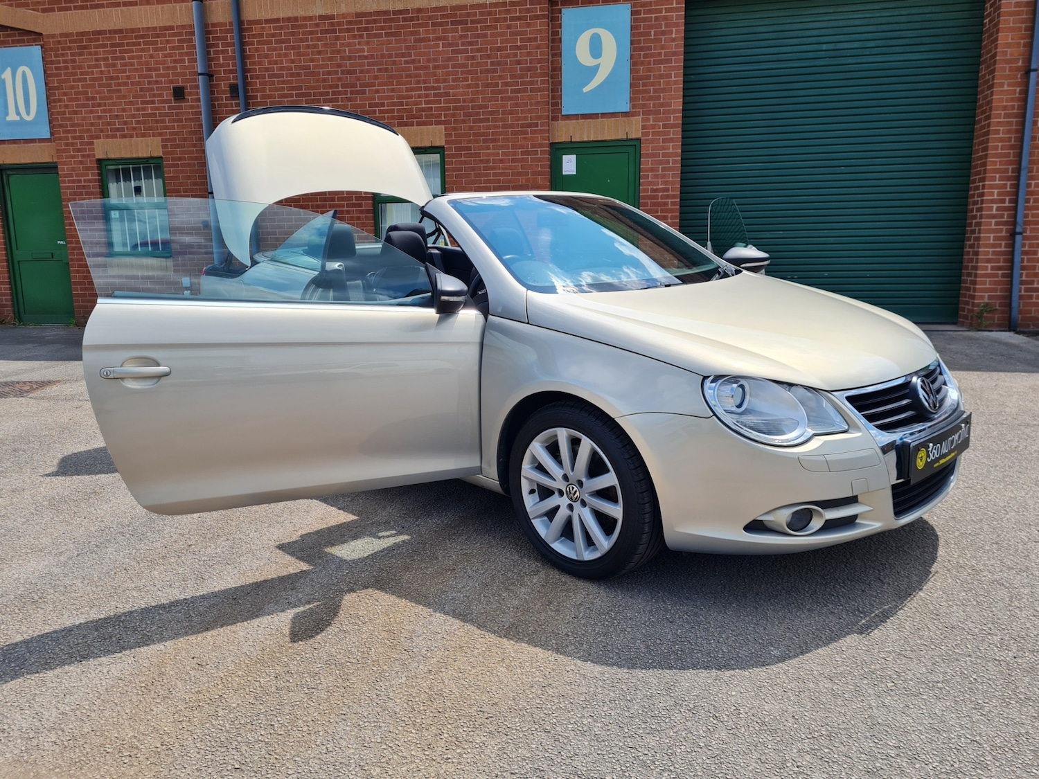 Used Volkswagen EOS 2009 for sale - 76707583: Photo 24