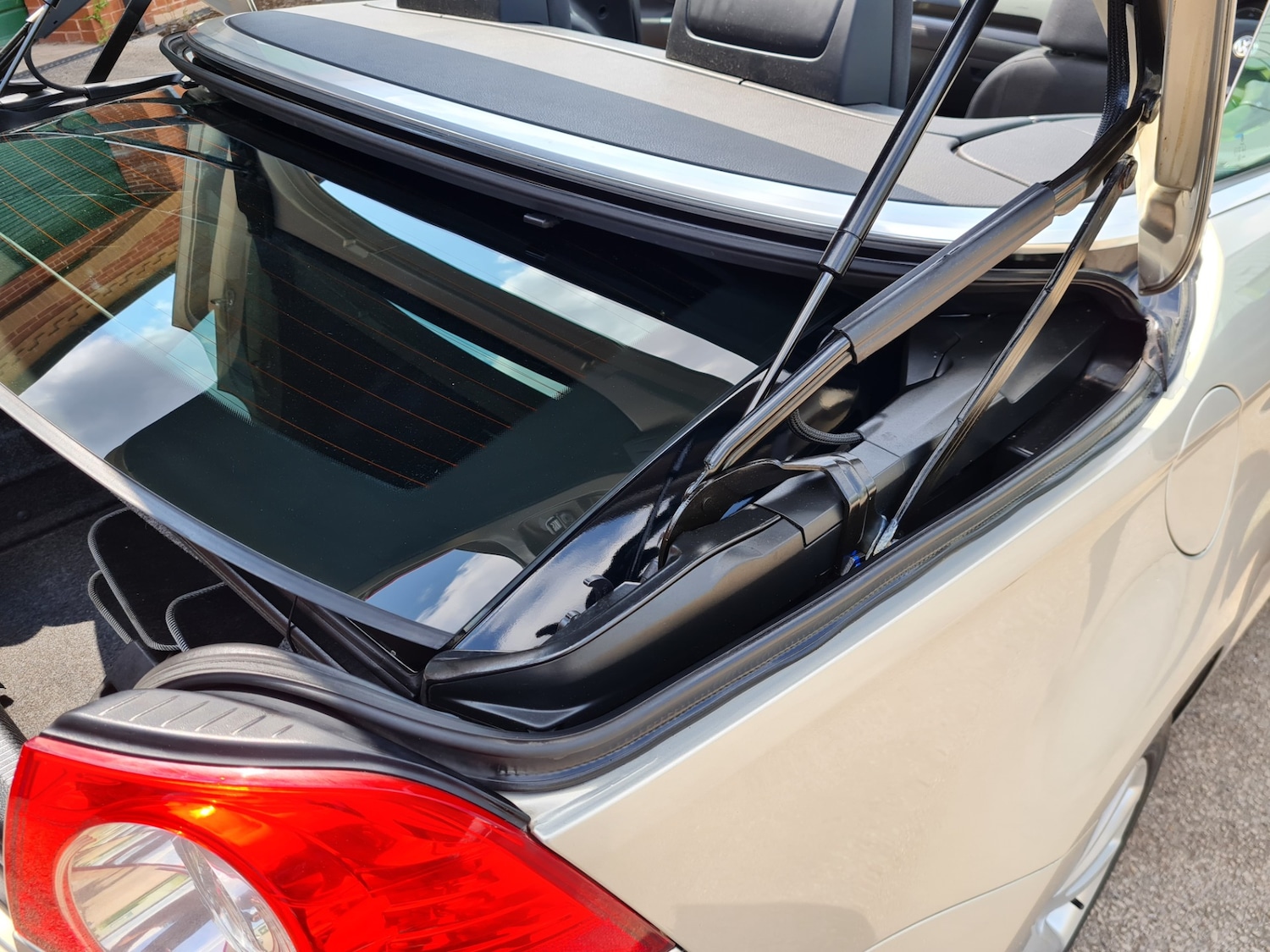 Used Volkswagen EOS 2009 for sale - 76707583: Photo 34